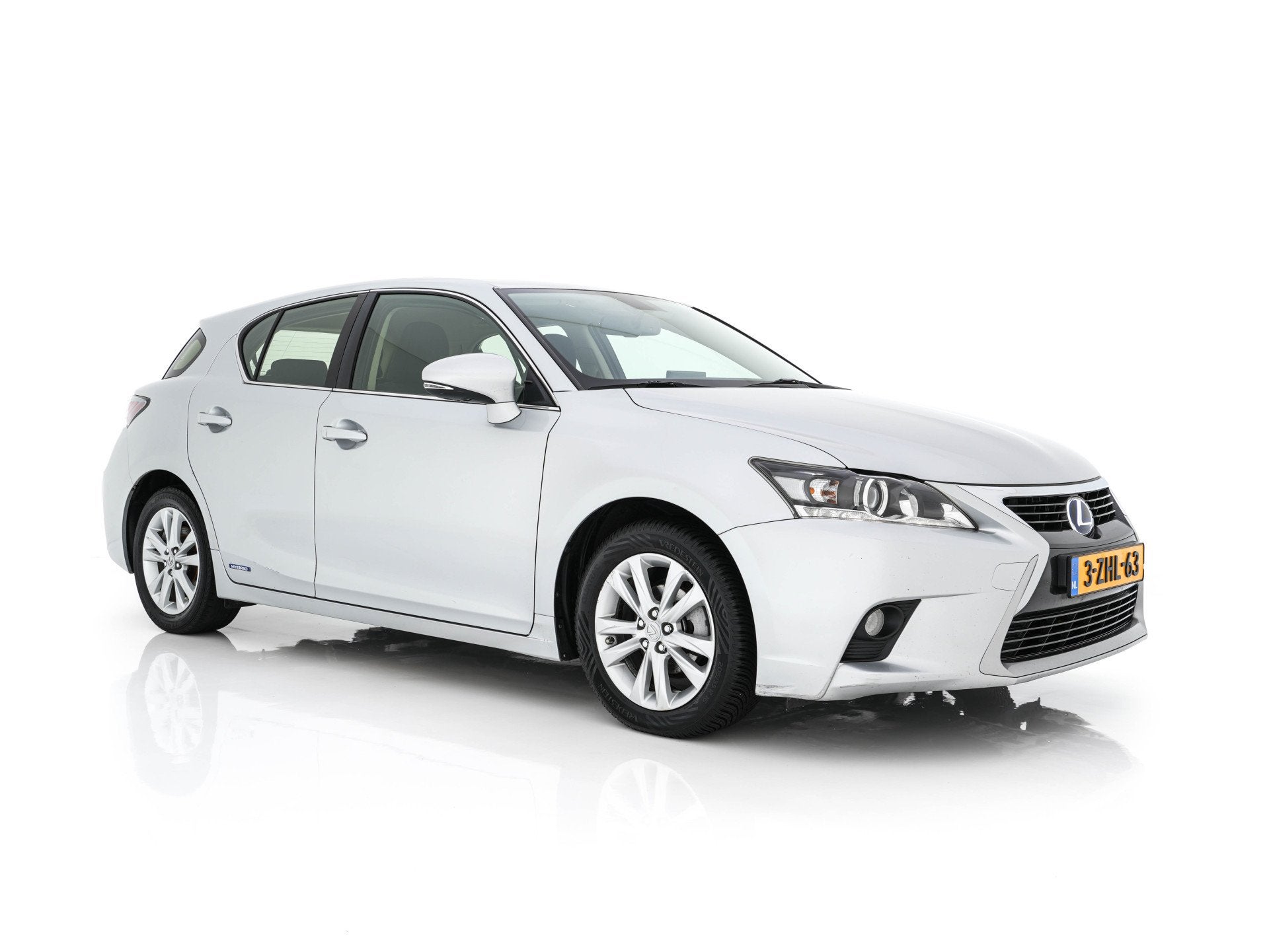 Lexus CT 200h Business Line Aut.*NAVI-FULLMAP | ALCANTARA |, 136 pk, Gebruikt, Euro 6, 4 cilinders
