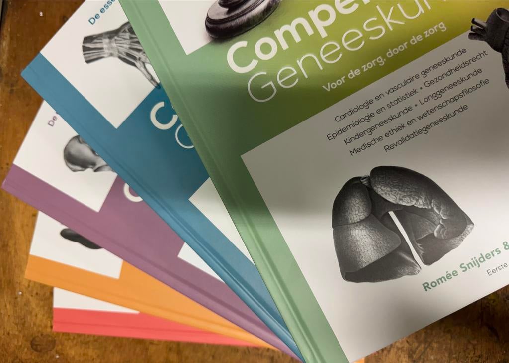 Compendium Geneeskunde 2.0+ 2025, Ophalen, Beta, Zo goed als nieuw, WO