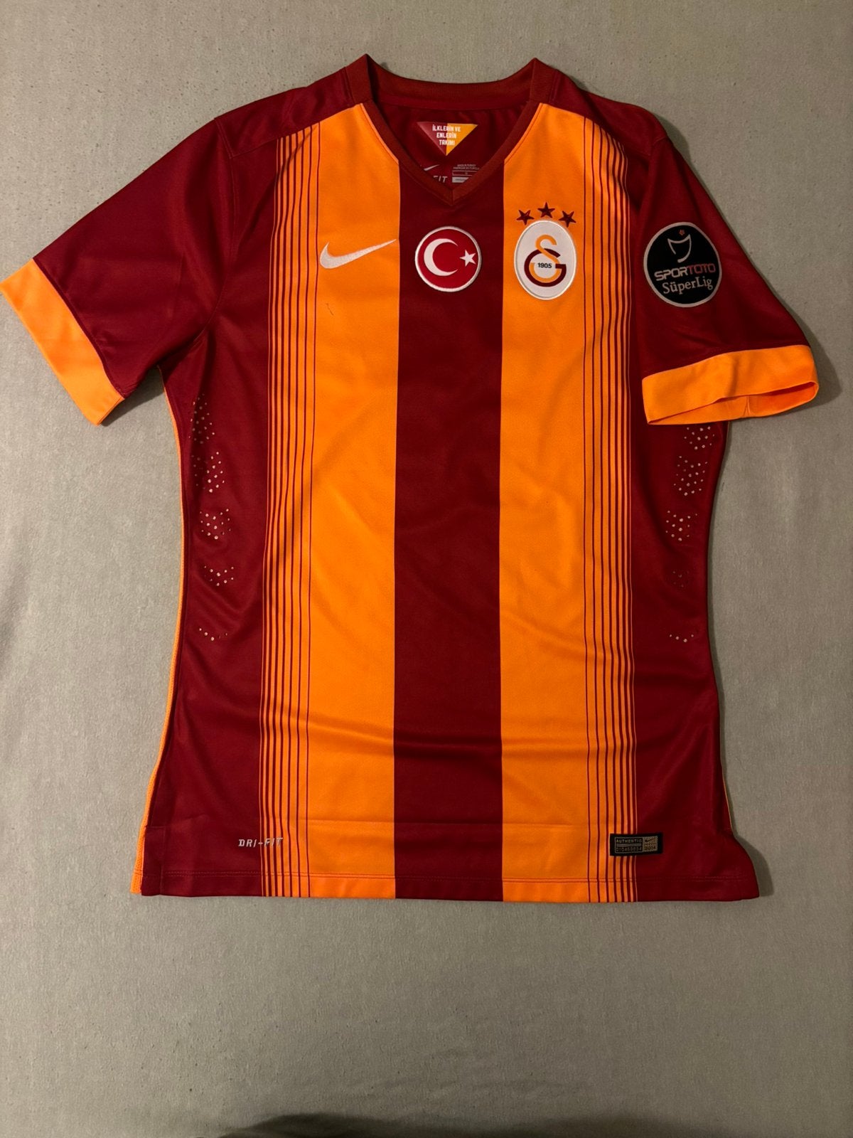 Galatasaray Burak Yilmaz shirt, Sport en Fitness, Ophalen of Verzenden, Zo goed als nieuw, Shirt