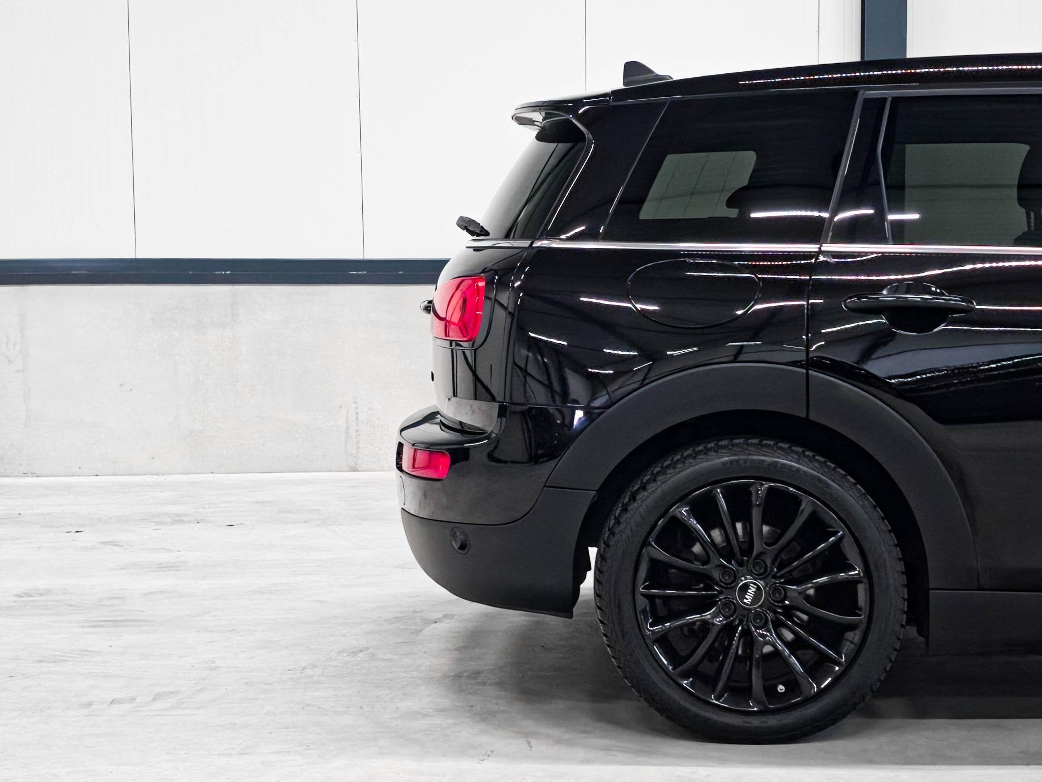 Foto 24 van MINI Clubman 1.5 Cooper Black edition | Carplay | Stoelverwa