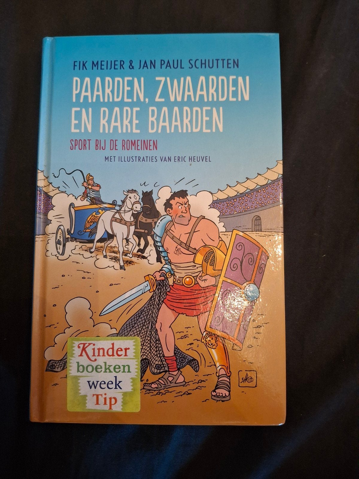 Paarden, Zwaarden en Rare Baarden - Sport bij de Romeinen, Ophalen of Verzenden, Zo goed als nieuw, Fik Meijer & Jan Paul Schutten