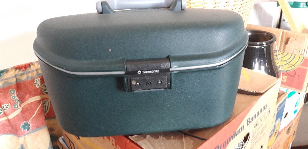 Beauty case groen, Ophalen, Gebruikt, Groen, Met slot