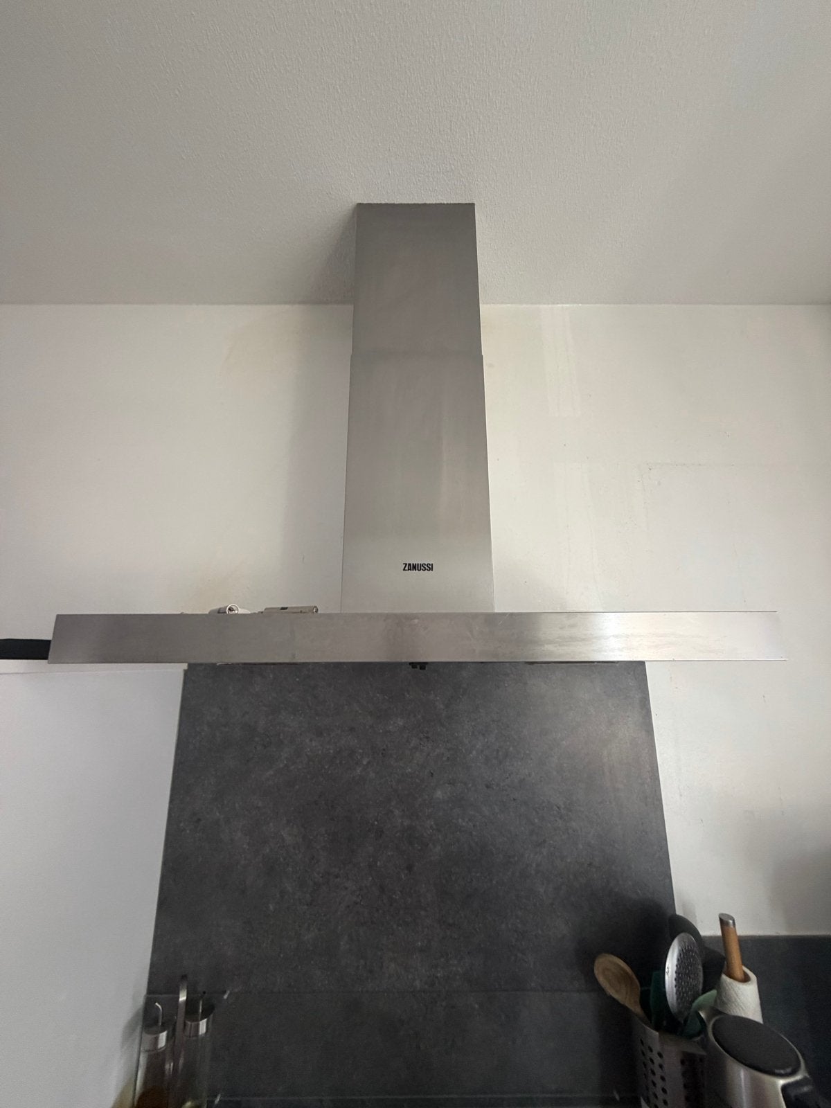 Complete Keller Hoekkeuken met Zanussi apparatuur, Ophalen, Gebruikt, Wit, Hoekkeuken
