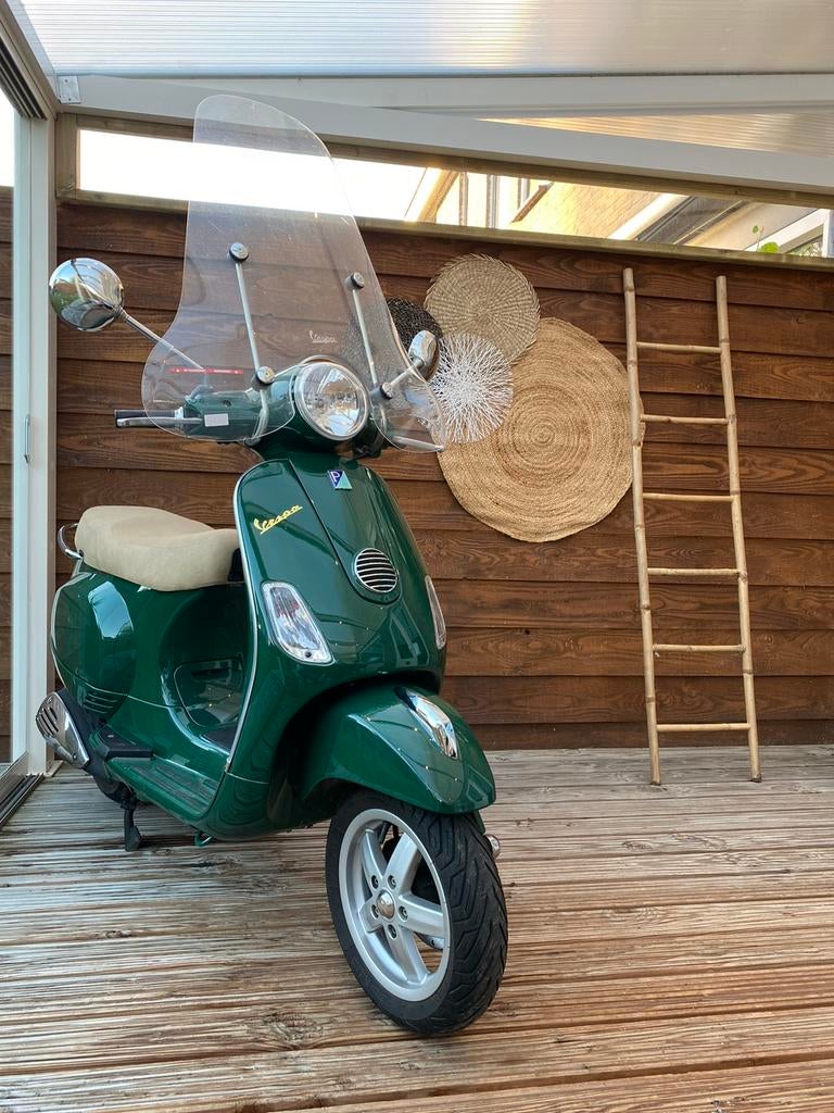Vespa LX Porsche Irisch Green !!! Uniek !, Fietsen en Brommers, Scooters | Vespa, Ophalen, Gebruikt, Benzine, Vespa LX