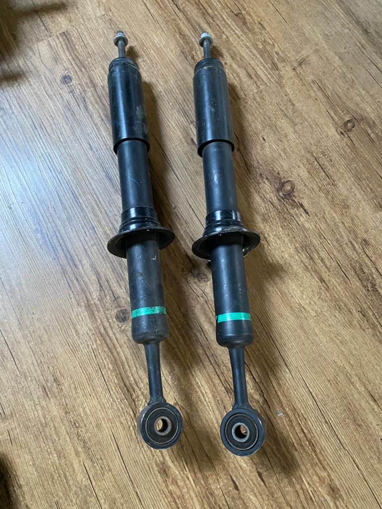 Schokdempers veerpootToyota Hilux - Origineel KICO/TOKICO, Ophalen of Verzenden, Gebruikt, Toyota