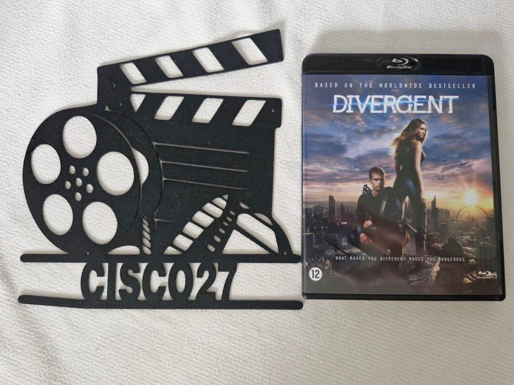 Divergent, Vanaf 12 jaar, Ophalen of Verzenden, Zo goed als nieuw, Science Fiction