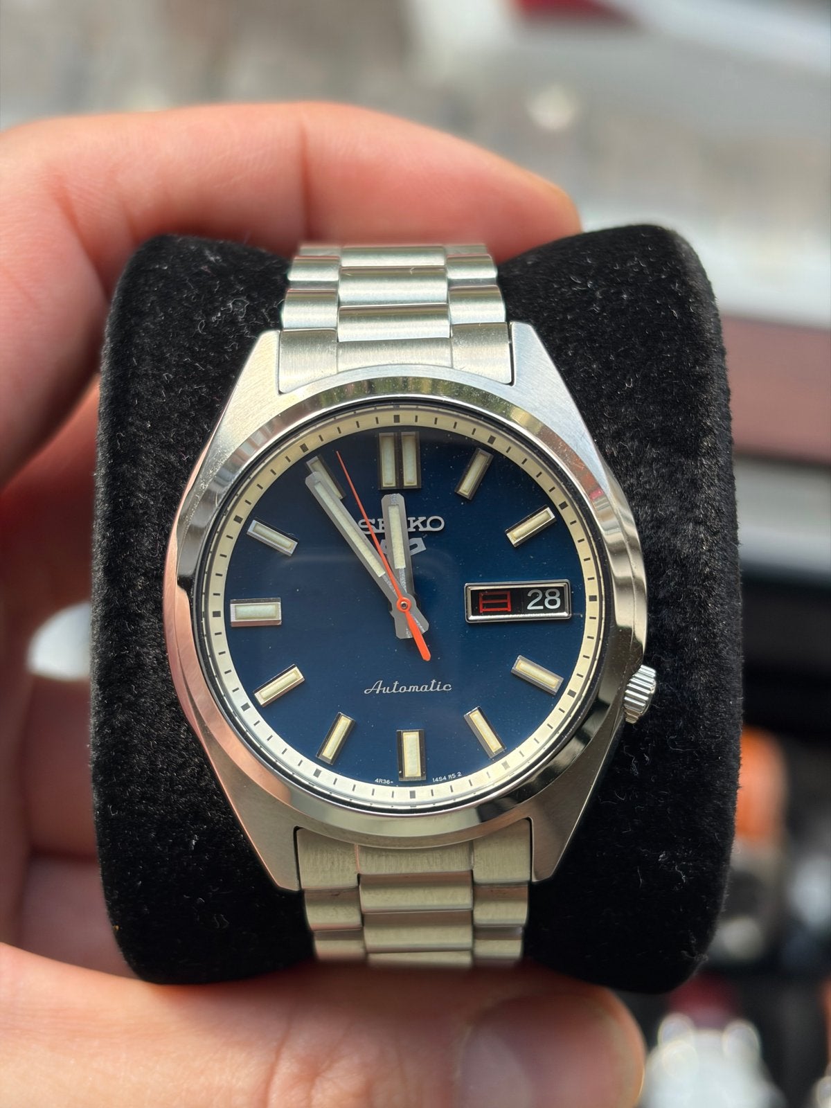 Seiko 5 Sports SRPK87K1 Herenhorloge - Nieuwstaat, Sieraden, Tassen en Uiterlijk, Armbanden, Ophalen, Nieuw, Zilver, Staal