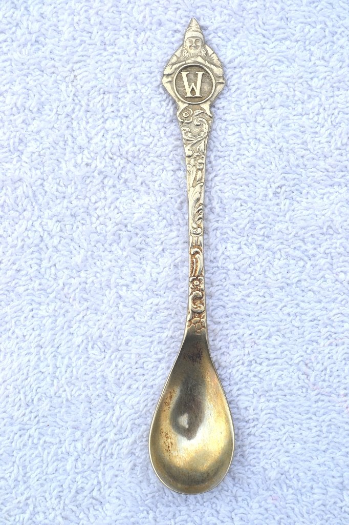 Mooi zilveren Monogram thee lepeltje. W. 12cm. Nr.8868, Ophalen of Verzenden