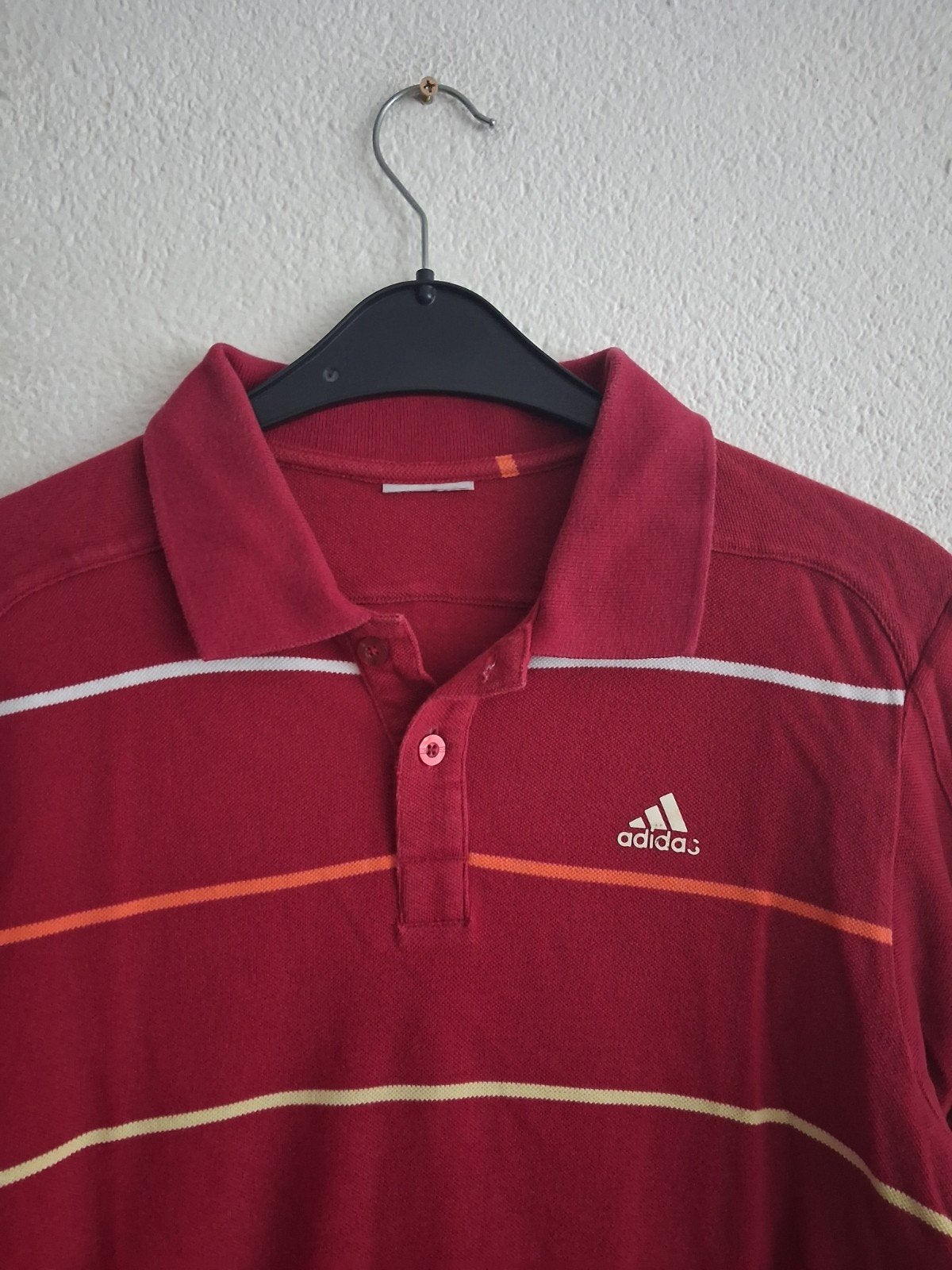 Adidas Polo Shirt Rood met Strepen Maat M, Kleding | Heren, T-shirts, Maat 48/50 (M), Ophalen of Verzenden, Zo goed als nieuw