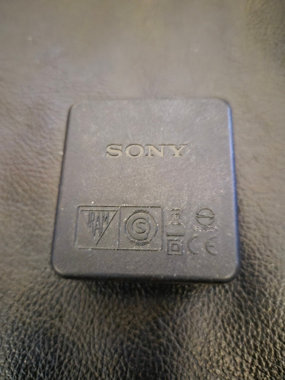 Sony AC-UB10D Oplader - Origineel en Betrouwbaar, Universeel, Gebruikt, Ophalen of Verzenden, Sony
