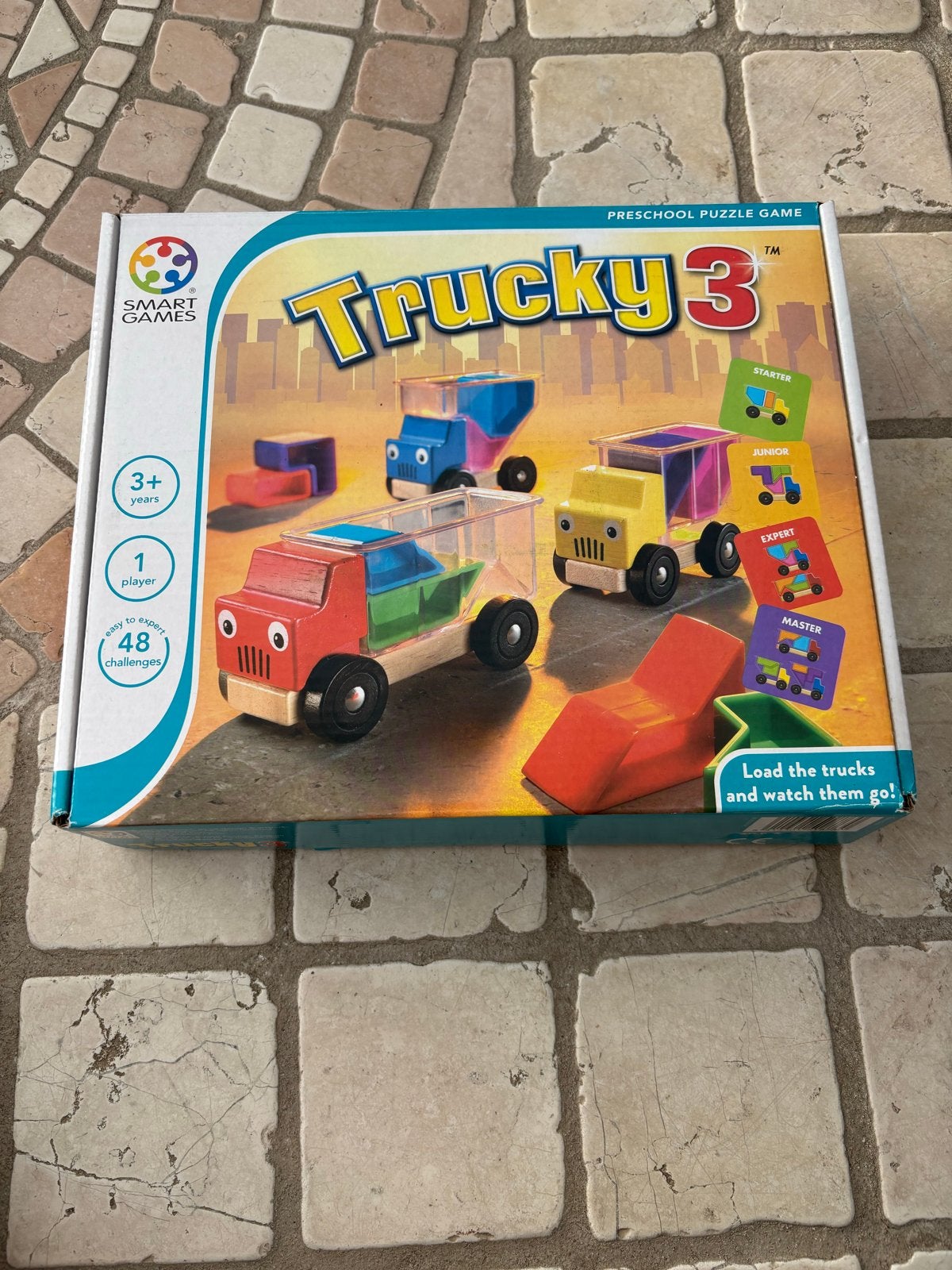 SmartGames Trucky 3 - Puzzelspel voor kleuters vanaf 3 kaar!, Ophalen of Verzenden, Zo goed als nieuw, Puzzelen