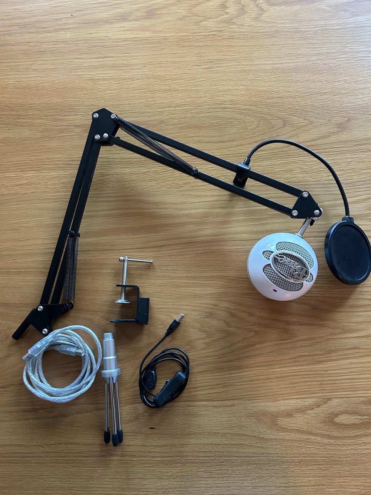 Blue Snowball iCE Microfoon met Arm en Popfilter, Muziek en Instrumenten, Ophalen of Verzenden, Zo goed als nieuw, Studiomicrofoon