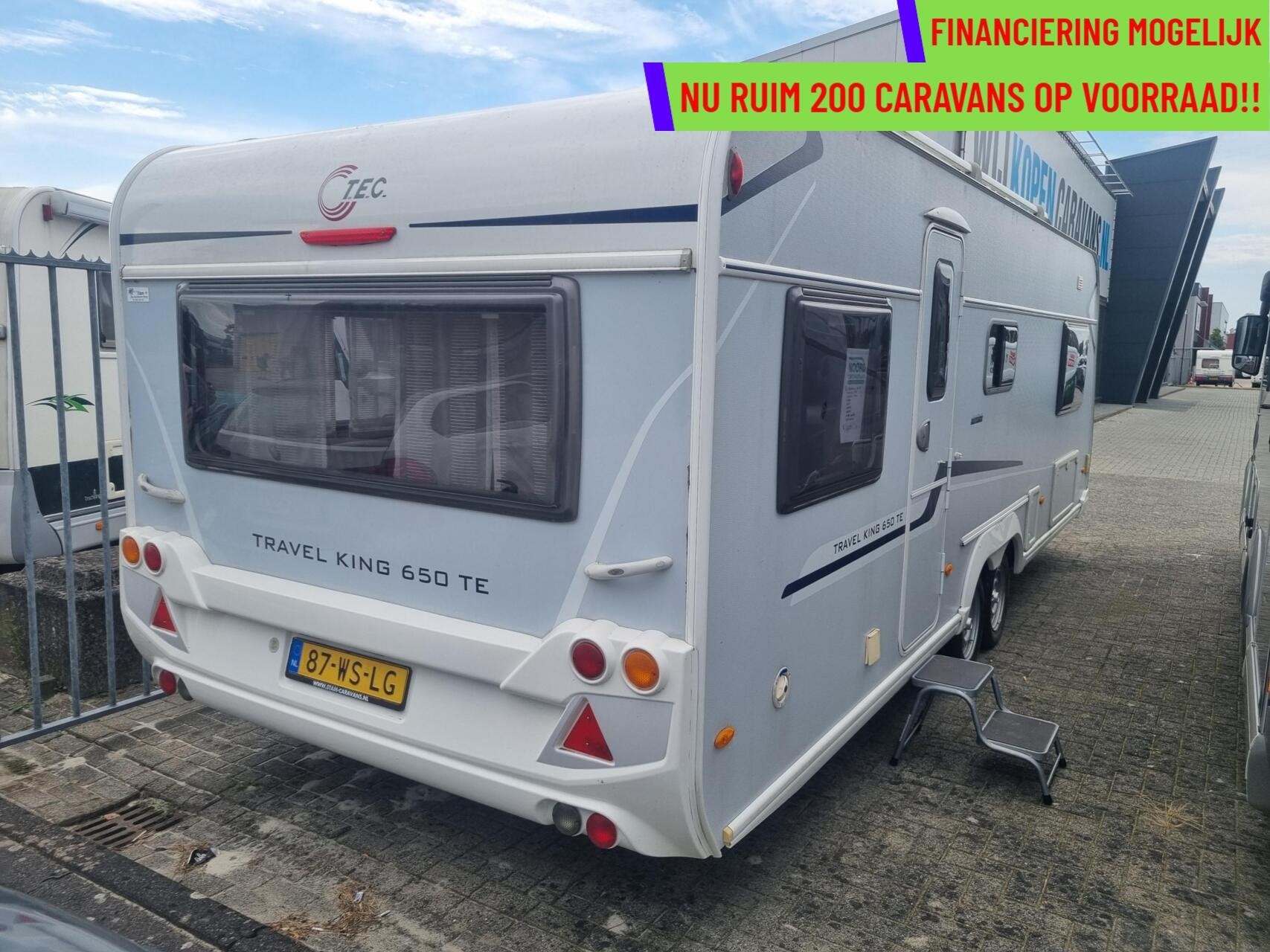 Tec TRAVELKING ELEGANCE 650 AIRCO + VOORTENT + ENKELE BEDDEN, Rondzit, Bedrijf, 8 meter en meer, Tot en met 4