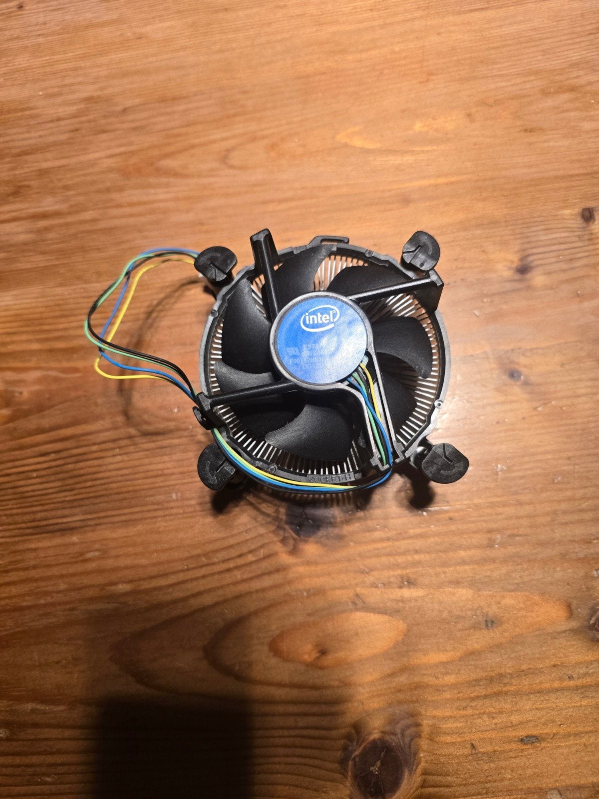 Intel CPU Koeler - Zo goed als nieuw, Ophalen of Verzenden, Zo goed als nieuw, Luchtkoeling