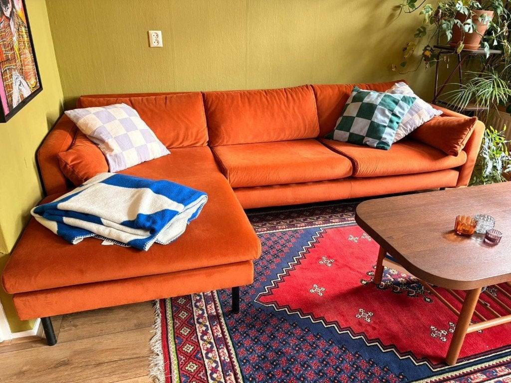 Hoekbank NOUS living Wehkamp Oranje / Terra Cotta, Huis en Inrichting, Ophalen, 250 tot 300 cm, Gebruikt, Hoekbank