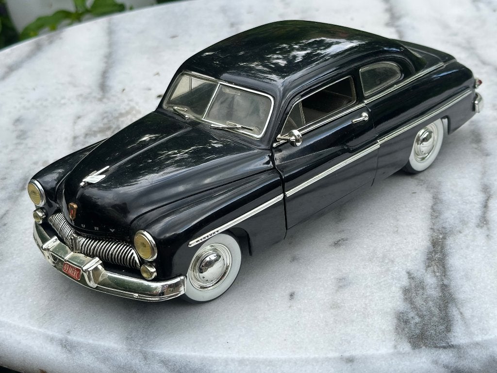 Mercury 1949, ERTL 1 : 18, Ophalen of Verzenden, Zo goed als nieuw, Auto, ERTL