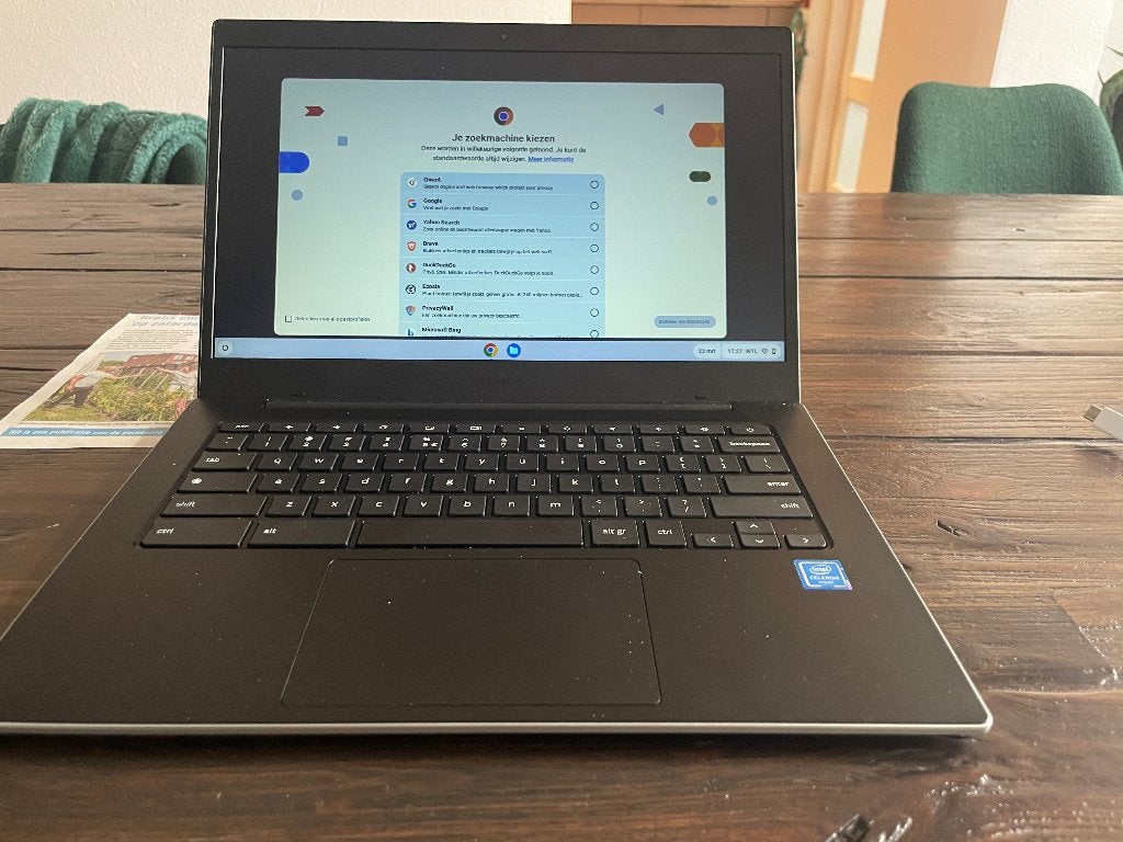 Samsung Chromebook XE340XDH - Lichtgewicht en Snel, 14 inch, 4 GB of minder, Qwerty, Chromebook