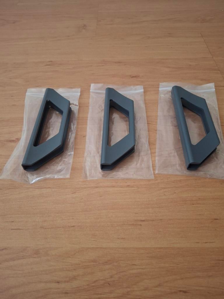 Nieuwe handvaten voor glazen terrasdeuren., Ophalen, Nieuw, Overige materialen, Klink of Kruk