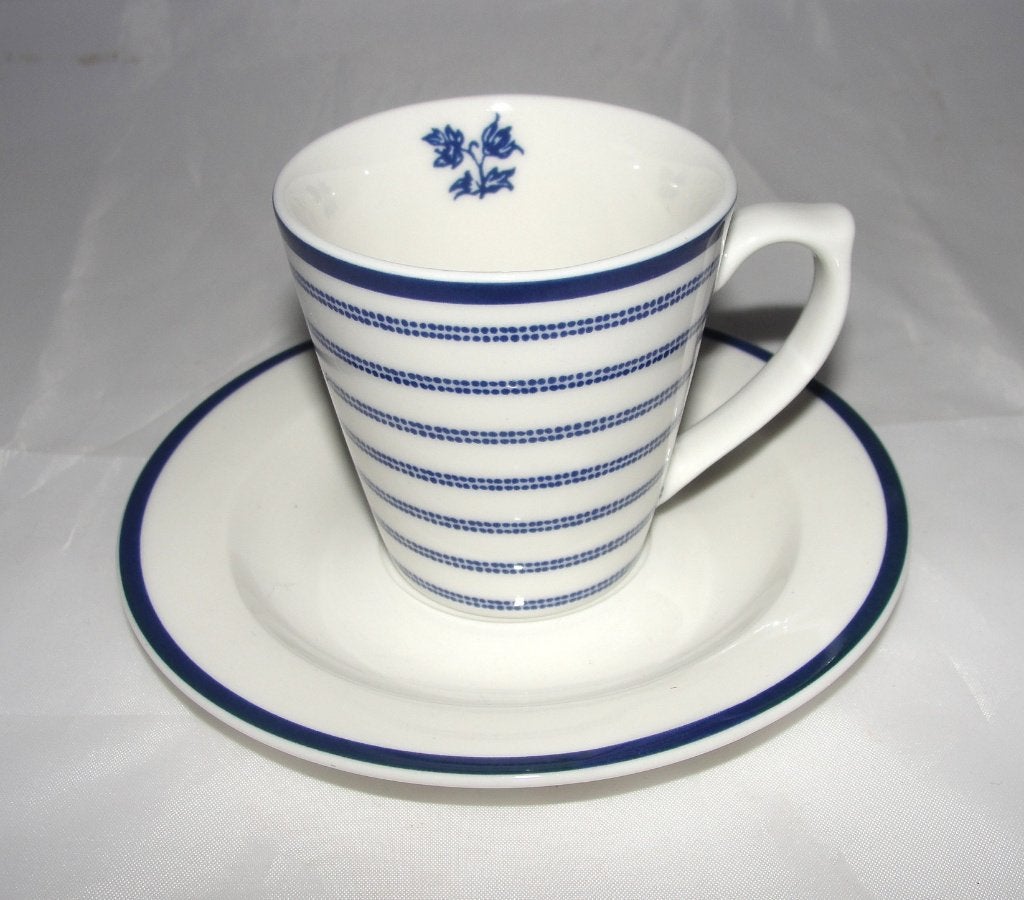 Laura Ashley Blueprint Collectables espresso kop en schotel, Overige merken, Klassiek, Ophalen of Verzenden, Zo goed als nieuw