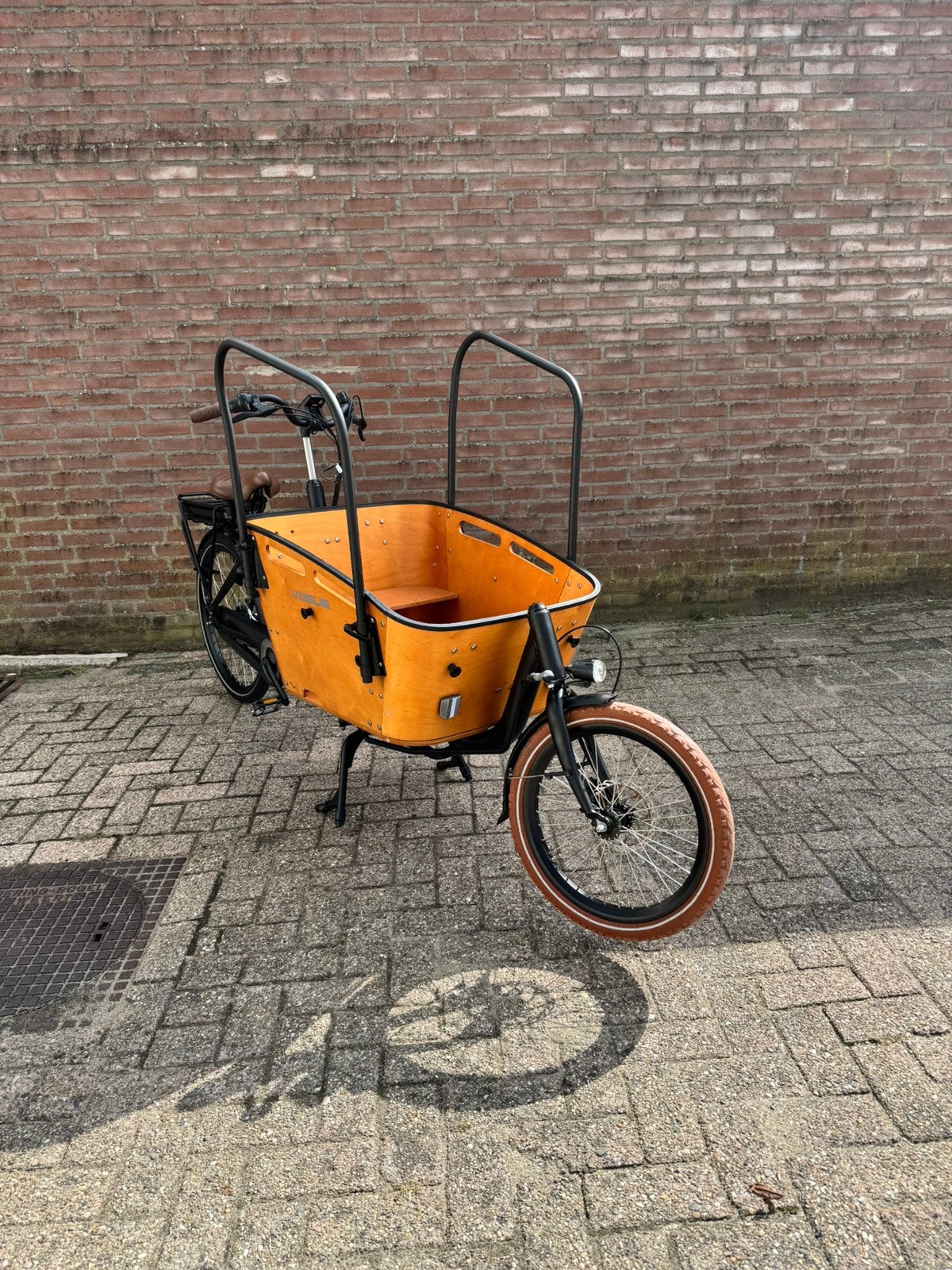 Vogue carry 2 bakfiets middenmotor 4130 km echt netjes, Fietsen en Brommers, Ophalen, Zo goed als nieuw, 4 kinderen of meer