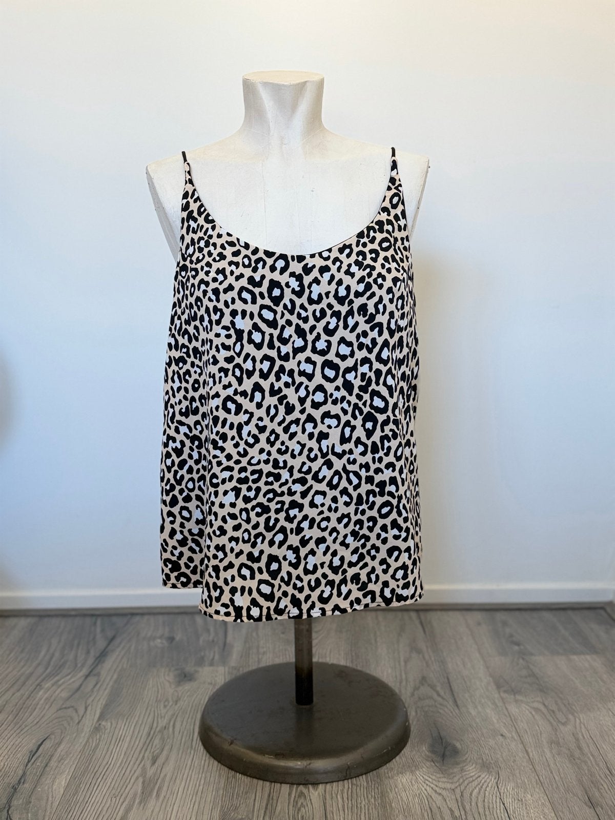 Loavies top met panterprint, Kleding | Dames, Tops, Maat 38/40 (M), Meerkleurig, Ophalen of Verzenden, Zo goed als nieuw