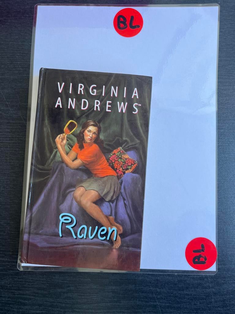 Virginia Andrews - Raven (Engelstalig), Ophalen of Verzenden, Zo goed als nieuw, Amerika