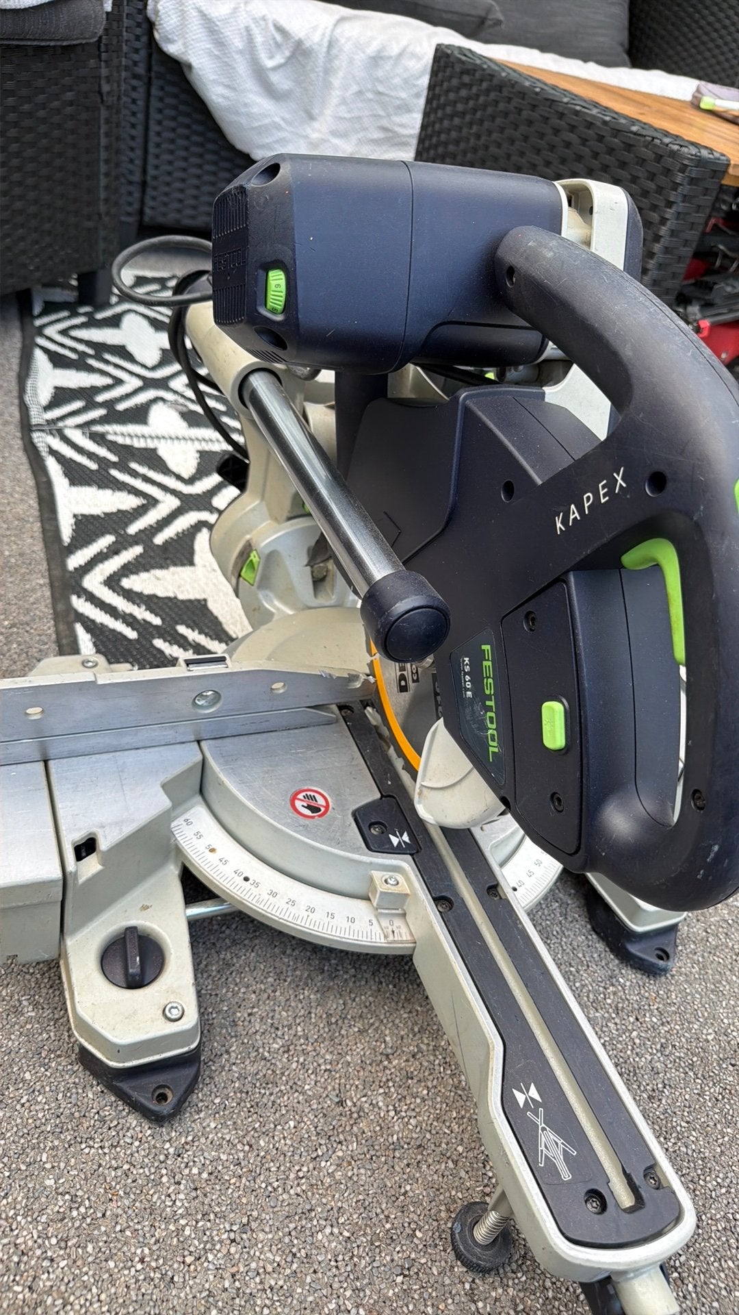 Festool KS 60 E Afkortzaag KAPEX 216mm 1200W, Doe-het-zelf en Verbouw, Gereedschap | Zaagmachines, Zo goed als nieuw, Afkortzaag