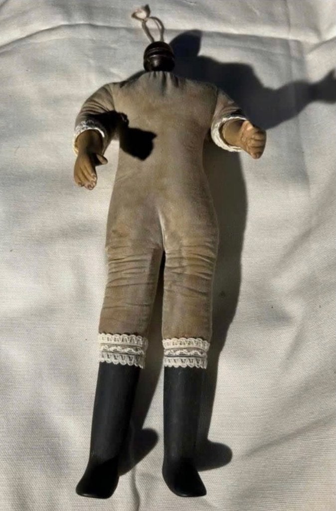 Brocante mini napoleon look popje 32,5 cm, Ophalen of Verzenden, Zo goed als nieuw, X, Pop