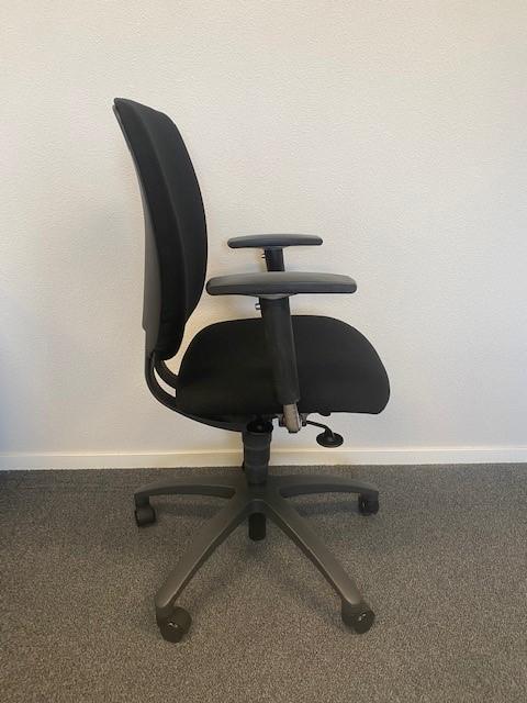 Bureaustoelen Drabert Entrada, met nieuwe stof / refurbished, Niet ingevuld, Gebruikt, Zwart, Niet ingevuld