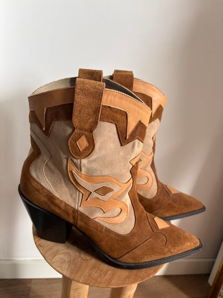 Toral laarsjes (nieuw maat 41), Kleding | Dames, Schoenen, Overige kleuren, Lage of Enkellaarzen, Nieuw, Ophalen of Verzenden