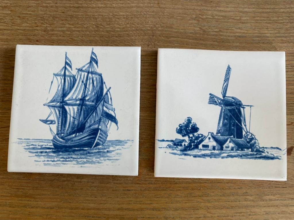 2 mooie vintage Delfts Blauwe tegels, Ophalen of Verzenden