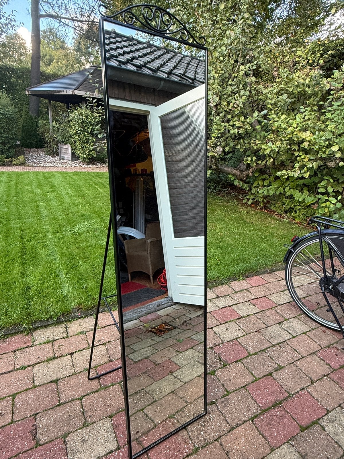 IKEA KARMSUND Passpiegel met standaard - Zwart, Huis en Inrichting, Ophalen of Verzenden, Zo goed als nieuw, 150 tot 200 cm, Rechthoekig