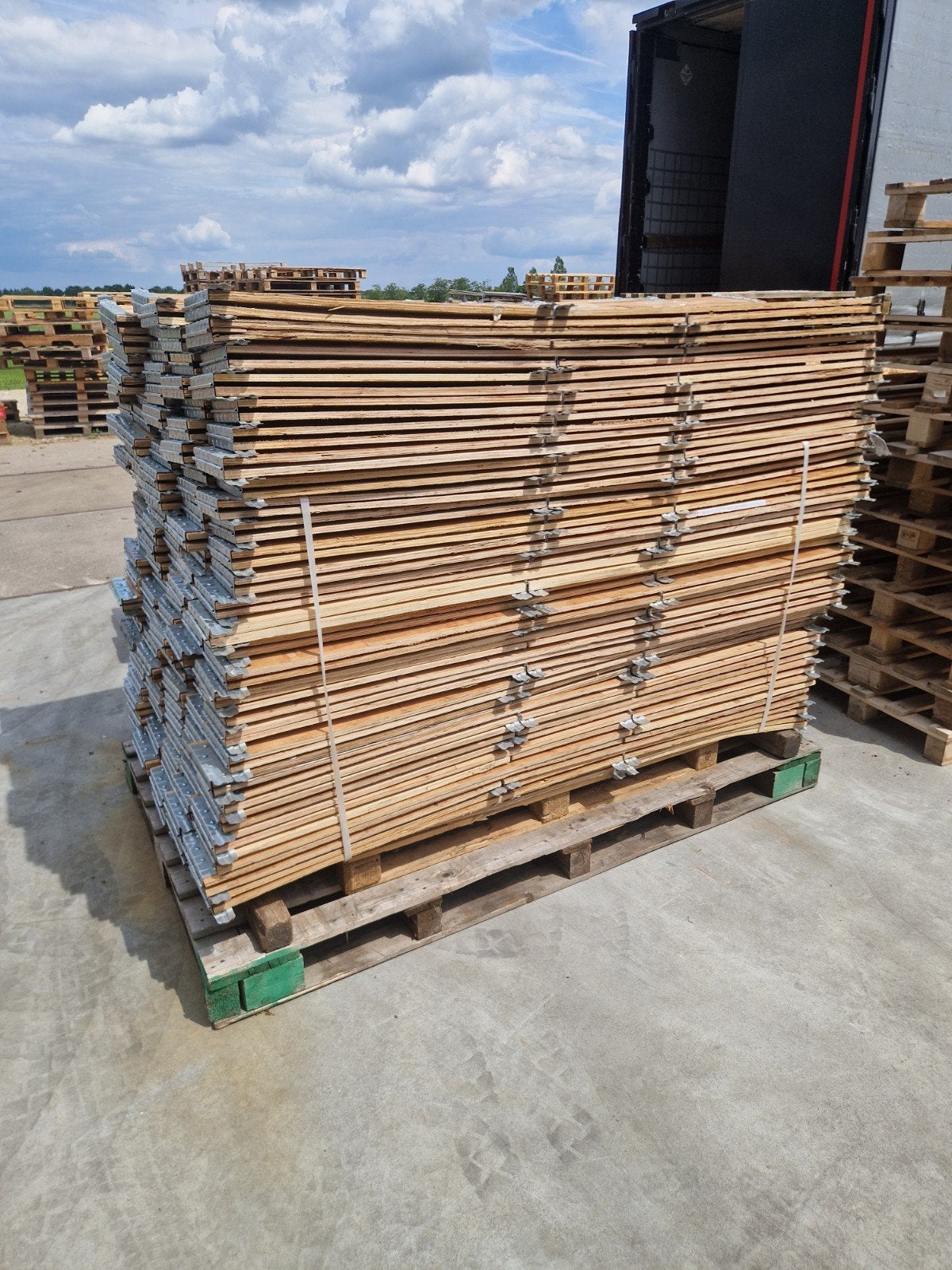Palletranden 120x80 - ca. 230 stuks, Ophalen of Verzenden, Gebruikt