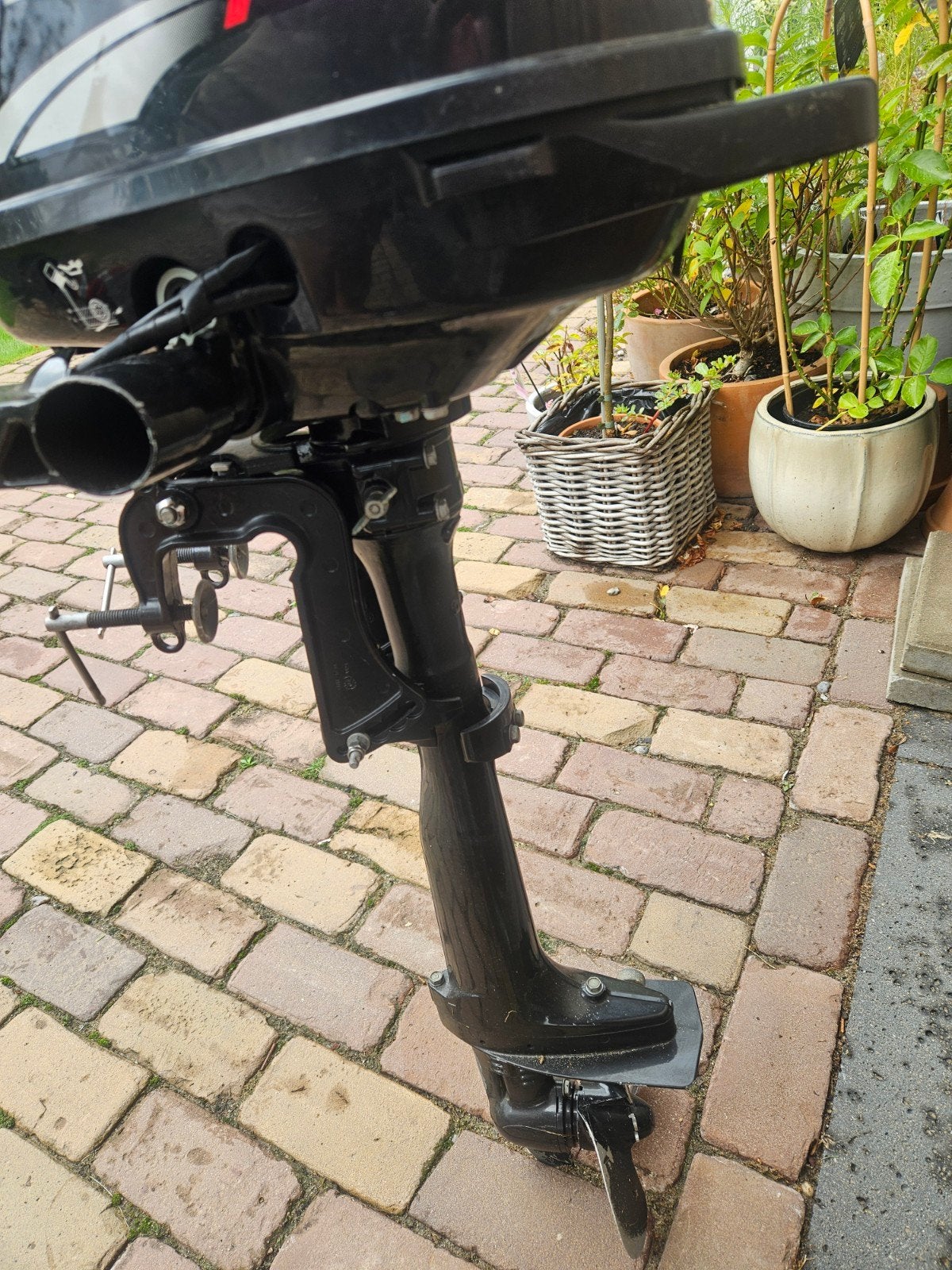 Suzuki DF2.5 Buitenboordmotor - 2.5 PK, 4-takt, Benzine, Ophalen, Gebruikt, Minder dan 5 pk, Viertaktmotor