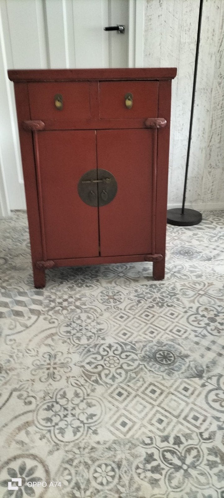 mooie Antiek Chinees kastje - Rood, Antiek en Kunst, Ophalen of Verzenden
