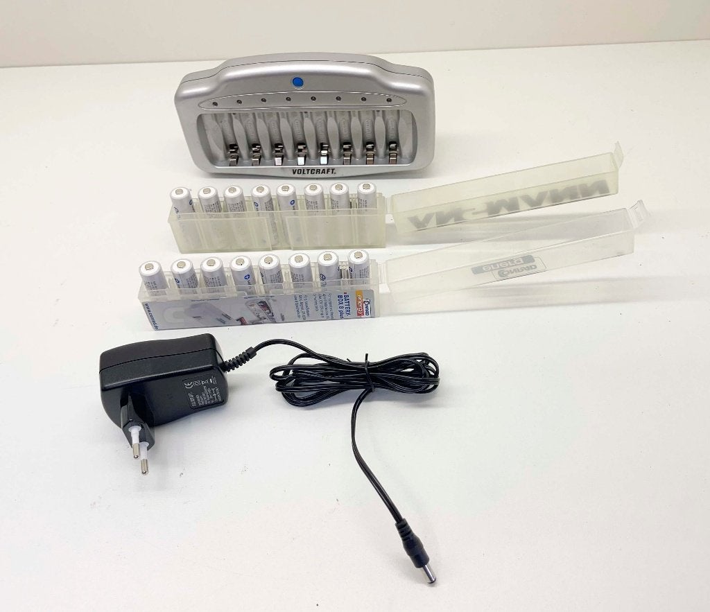 VOLTCRAFT UFC-8 batterijlader+ 16 oplaadbare AA batterijen, N, Ophalen of Verzenden, V, N
