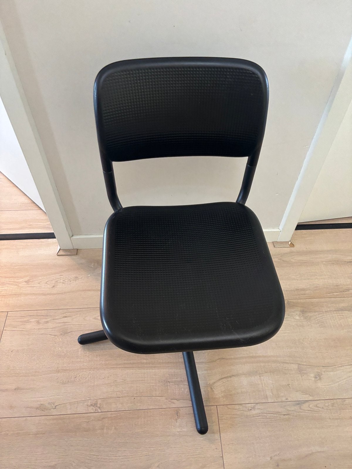 Ikea bureaustoel smallen zwart, Ophalen, Zo goed als nieuw, Zwart