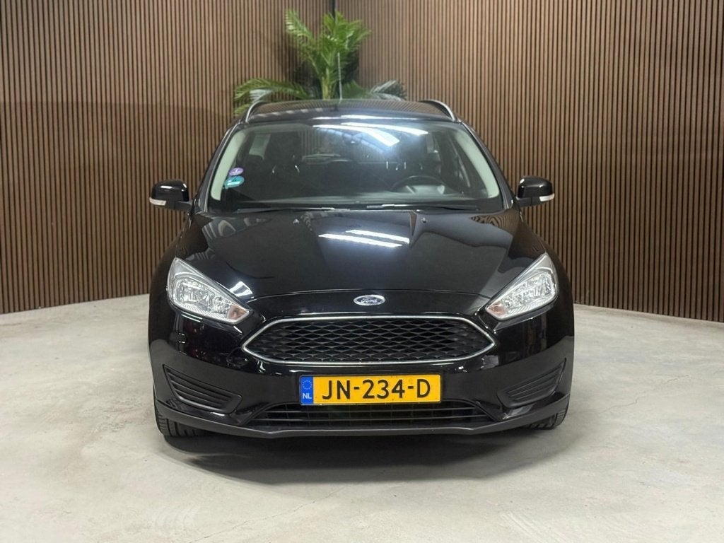 Ford FOCUS Wagon 1.0 Trend Nieuw D.Riem (bj 2016, automaat), Auto's, Gebruikt, Euro 6, Zwart, 3 cilinders