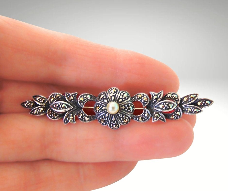 Prachtige 925 zilver ART DECO markasiet faux parel broche!, Met edelsteen, 4 tot 7 cm, Verzenden, Zo goed als nieuw