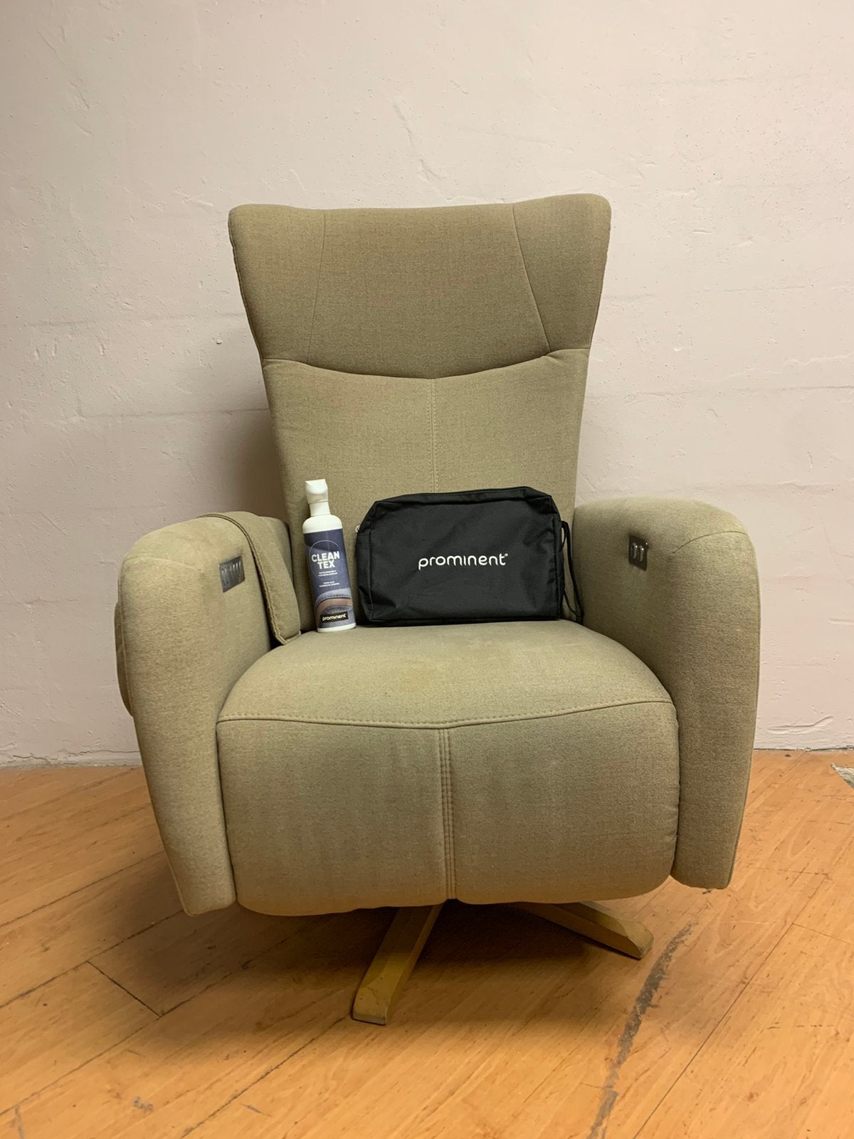 Sta op stoel, Relax fauteuil Prominent, op Accu!, Ophalen, Zo goed als nieuw, Hout, Eén