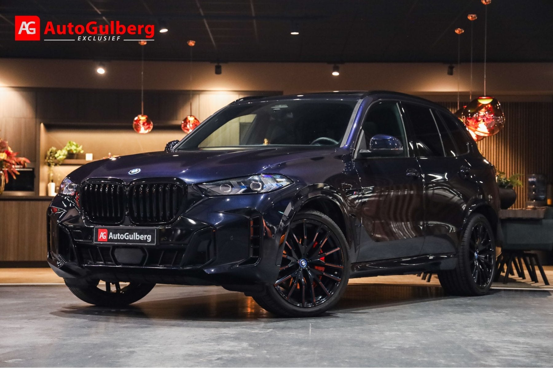 BMW X5 xDrive50e M-Pakket Black Optic Comfort Seats Individu, Auto's, Automaat, Gebruikt, 2395 kg, Zwart