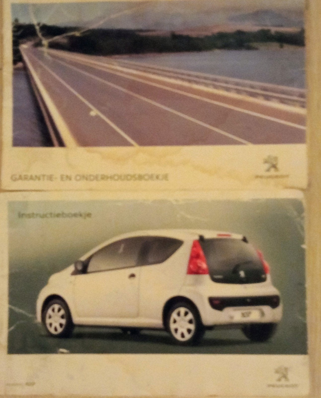 Peugeot,Metallic grijs,4deurs,banden 4 seizoen goede staat, Ophalen of Verzenden