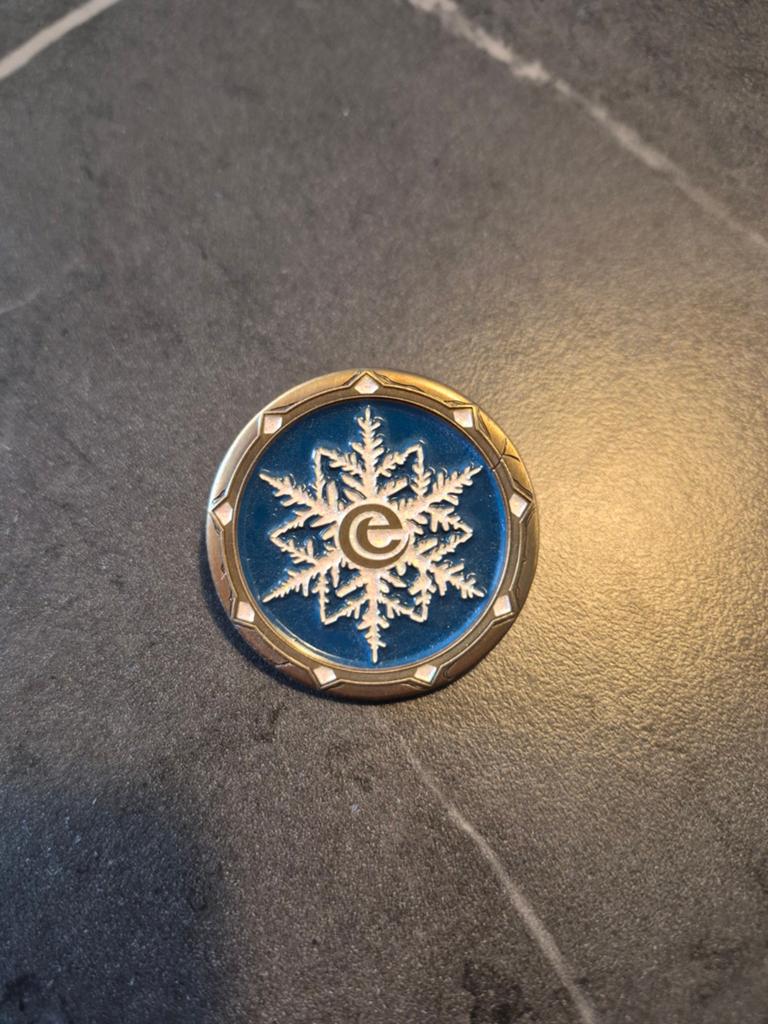 Efteling Winter Pin, Verzamelen, Efteling, Ophalen of Verzenden, Zo goed als nieuw, Button of Speldje