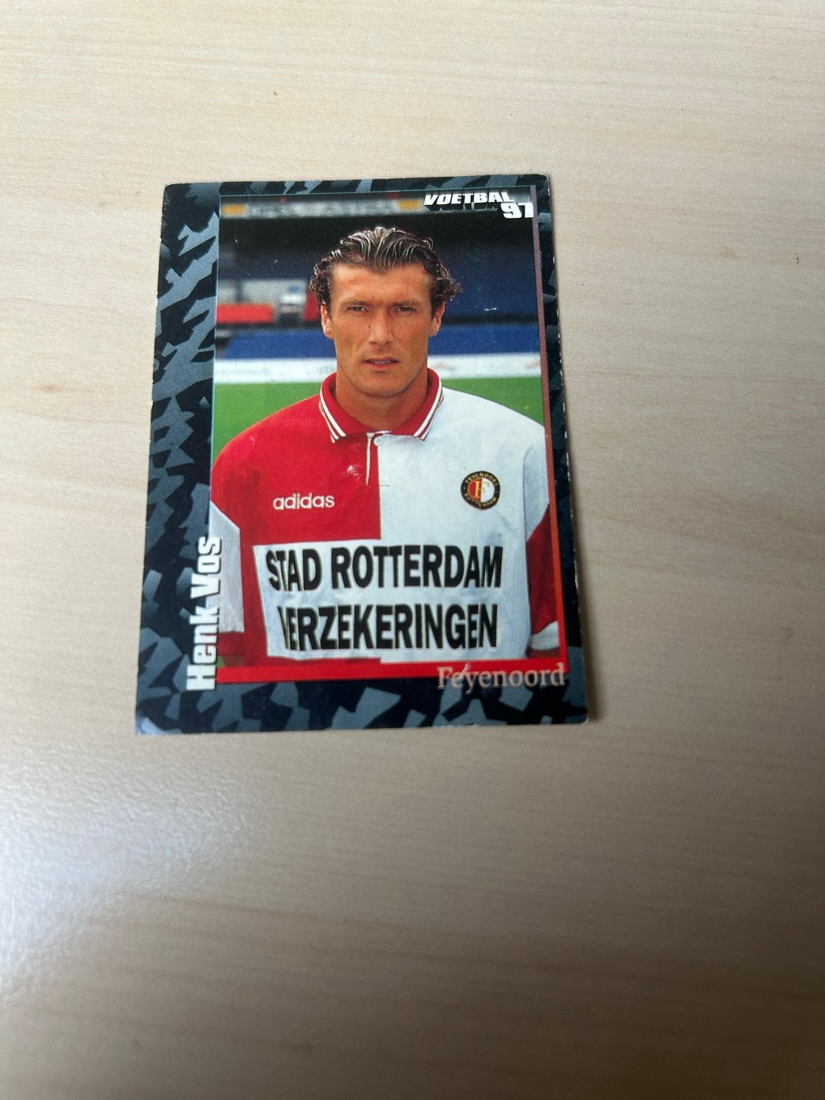 Voetbal '97 Panini Plaatje Henk Vos Feyenoord, Ophalen of Verzenden, Zo goed als nieuw, Sticker
