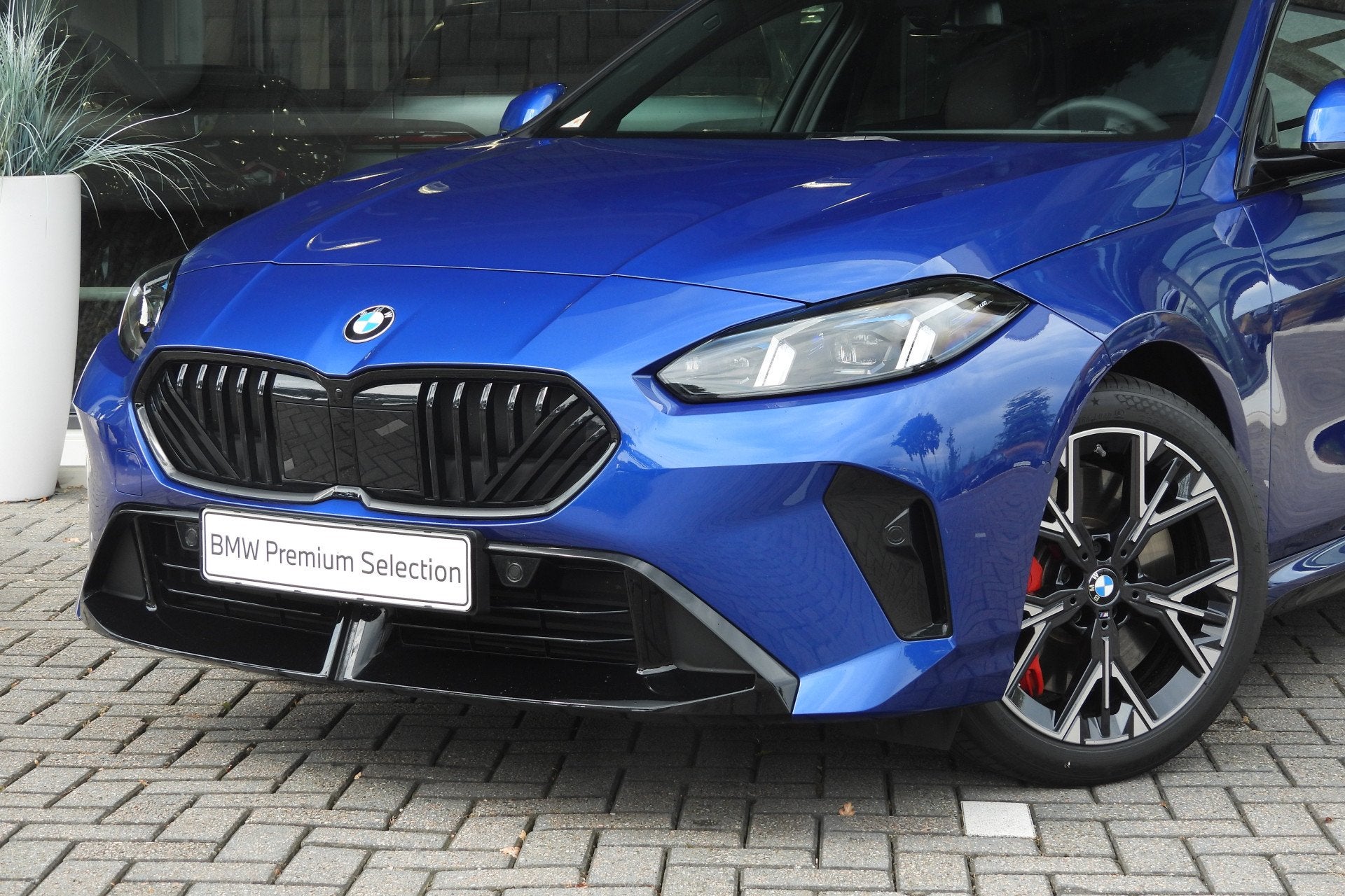 BMW 1 Serie 120 M Sport Automaat / Panoramadak / Adaptieve L, Auto's, Gebruikt, Euro 6, 156 pk, Blauw