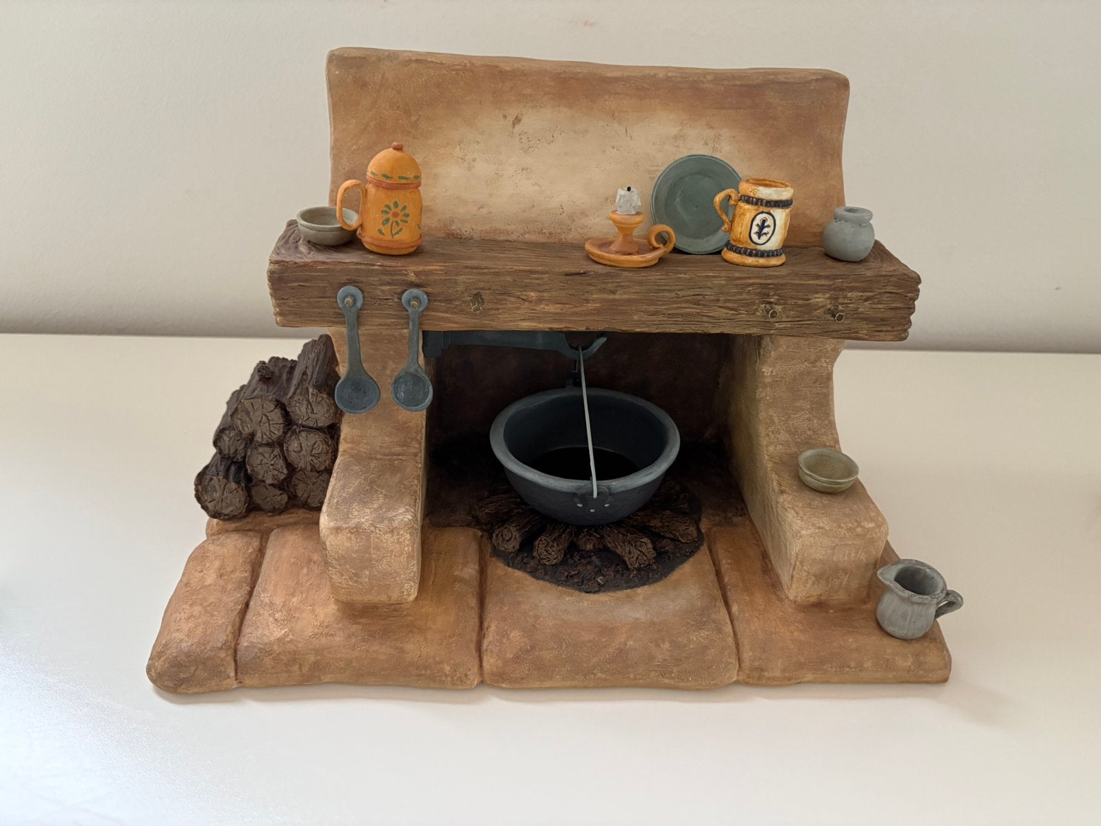 WDCC Snowwhite Hearth, Ophalen of Verzenden, Zo goed als nieuw, Beeldje of Figuurtje