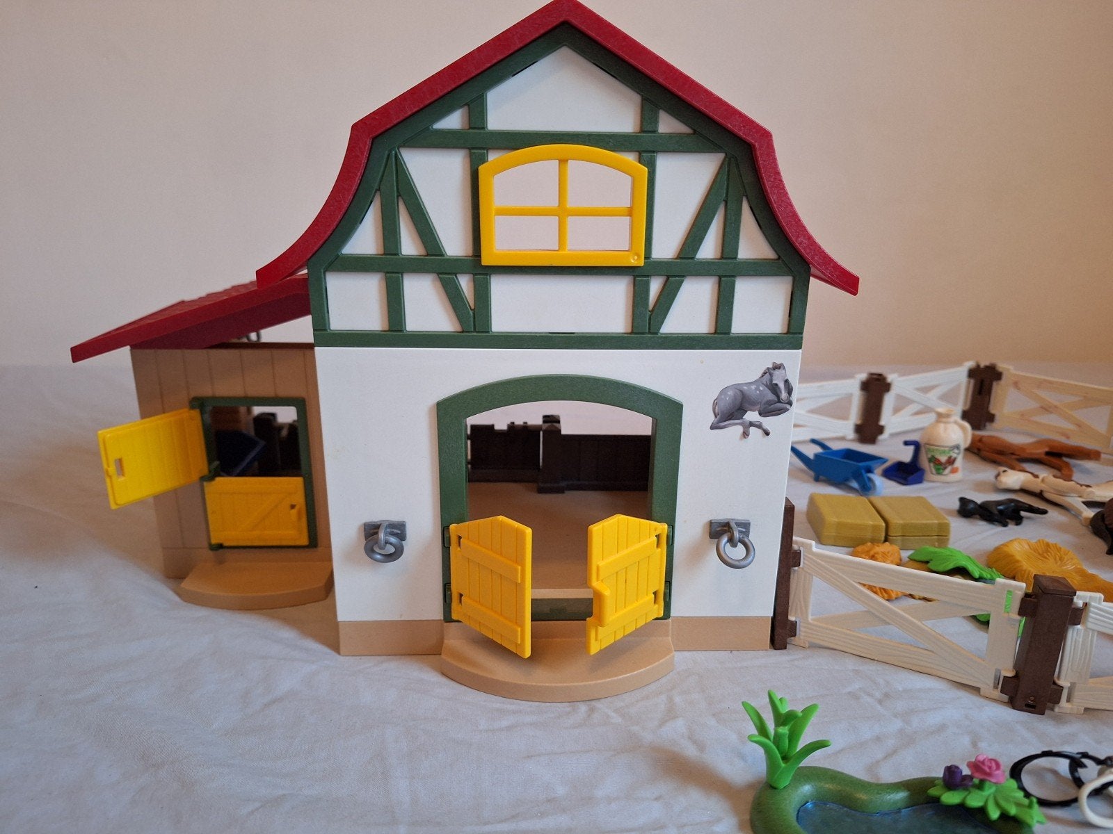 Playmobil Paardenstal met accessoires, Ophalen, Zo goed als nieuw, Jongen of Meisje