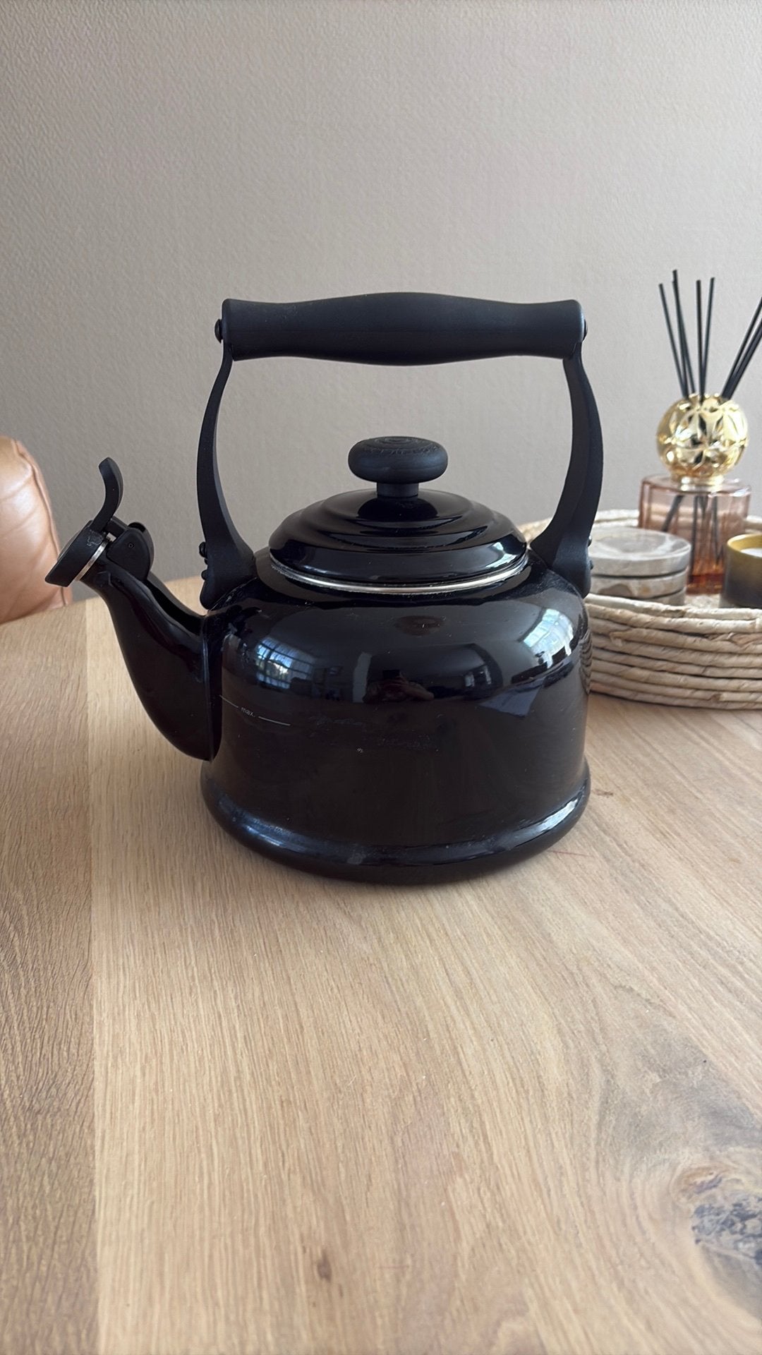 Le Creuset fluitketel zwart, Huis en Inrichting, Ophalen, Zo goed als nieuw, Overige materialen