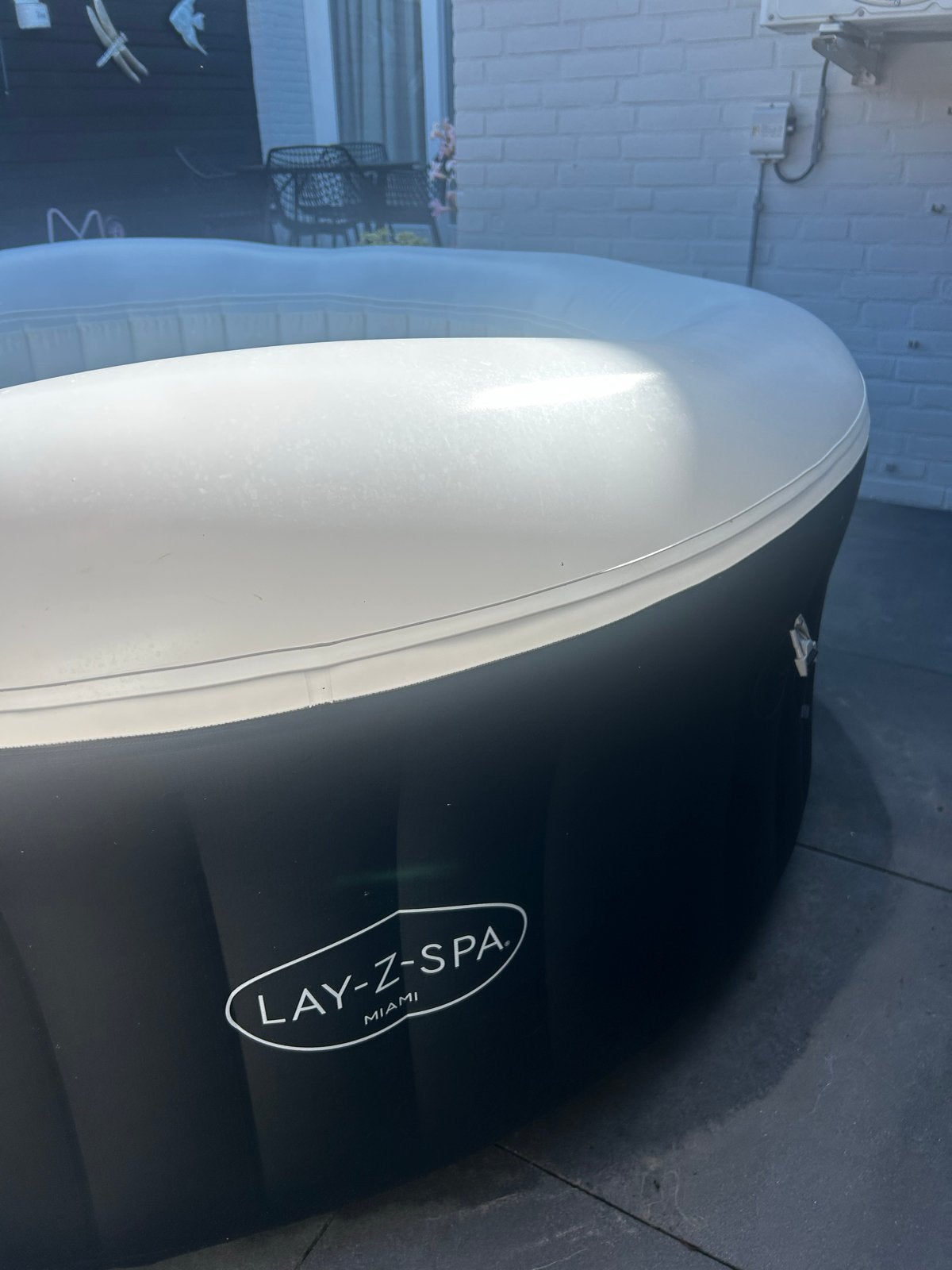 Lay-Z-Spa Miami met pomp - 3 jaar gebruikt, Ophalen, Gebruikt, Pomp, Opblaasbaar