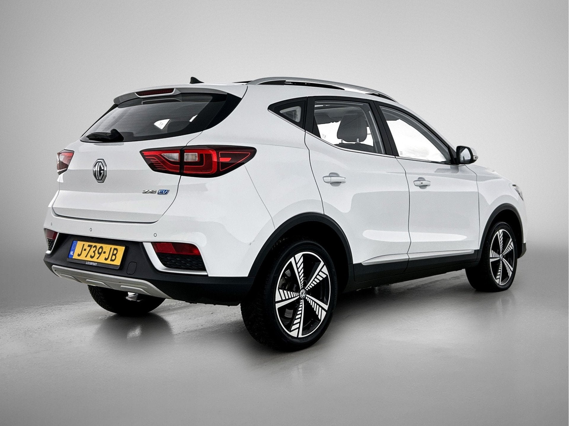MG Mg Zs EV Luxury 45 kWh | Origineel NL! | (bj 2020), Auto's, 12 maanden, Gebruikt, Zwart, 273 km